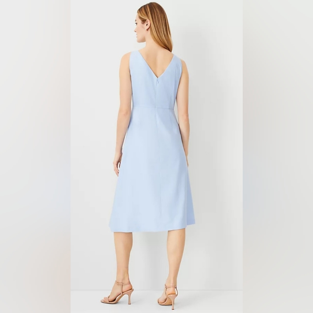 Ann Taylor The V-Back Boatneck Midi Dress in Linen Twill - Picture 3 of 7